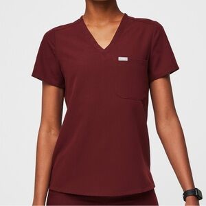 Figs Maroon V-Neck Short Sleeve Top